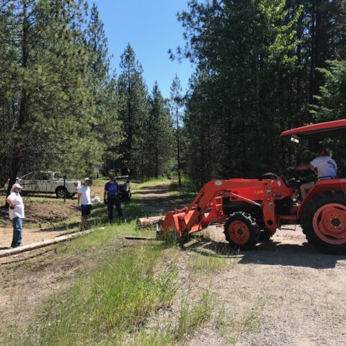 shawl-wetlands-volunteers-working